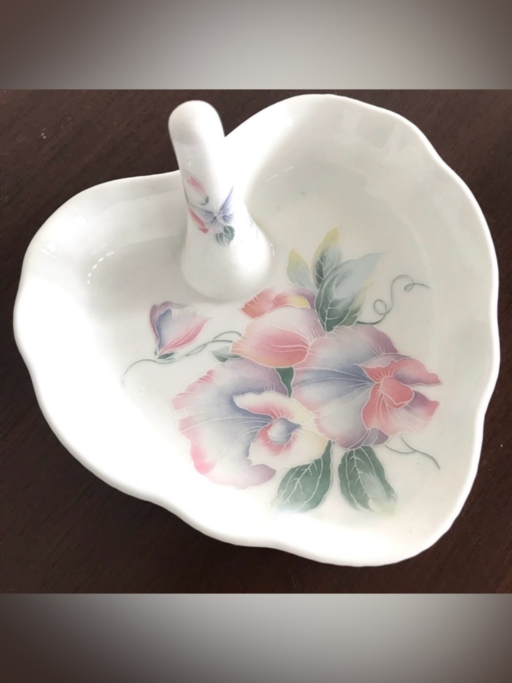 Vintage Aynsley Little Sweetheart Ring Holder Heart Shaped Bone China